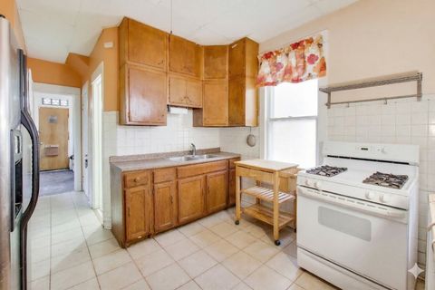 Tiny photo for 5421 N Ashland Avenue, Chicago, IL 60640 (MLS # 12593879)