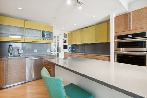 Tiny photo for 2314 N LINCOLN PARK WEST Park #11S, Chicago, IL 60614 (MLS # 12758736)