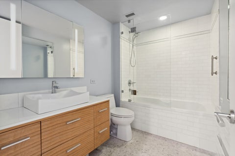 Tiny photo for 2314 N LINCOLN PARK WEST Park #11S, Chicago, IL 60614 (MLS # 12758736)