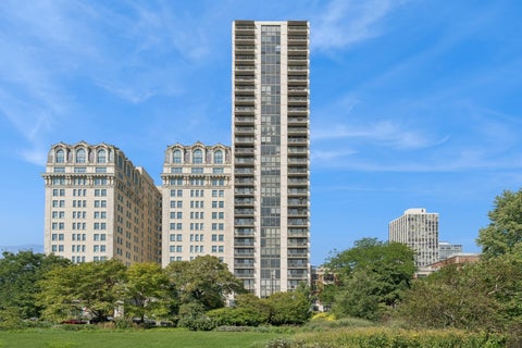 Photo of 2314 N LINCOLN PARK WEST Park #11S, Chicago, IL 60614 (MLS # 12758736)