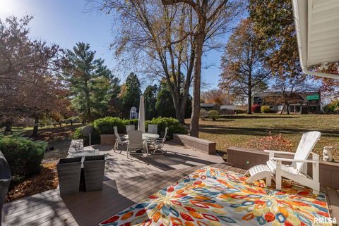 Tiny photo for 4406 BELLE Avenue, Davenport, IA 52807 (MLS # QC4269290)