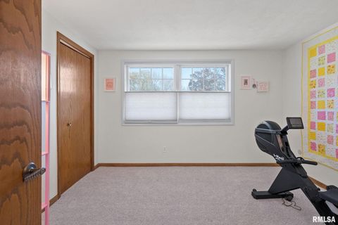 Tiny photo for 4406 BELLE Avenue, Davenport, IA 52807 (MLS # QC4269290)