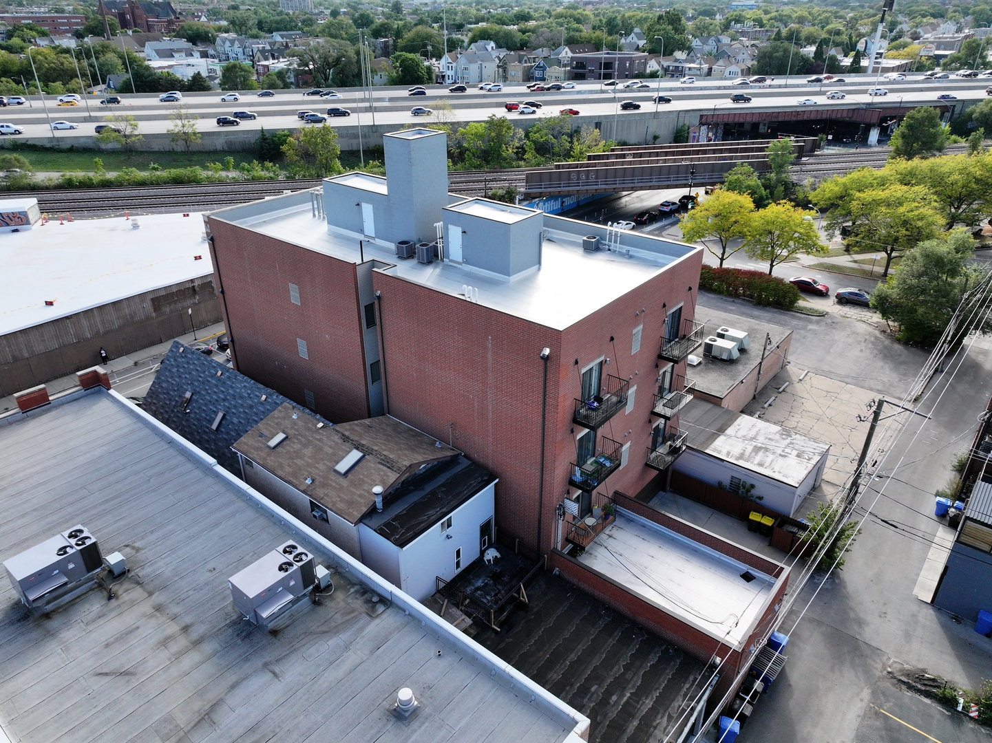 3110 W Belmont Avenue