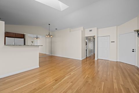 Tiny photo for 1662 COMMODORE Court #4, Schaumburg, IL 60193 (MLS # 12456220)