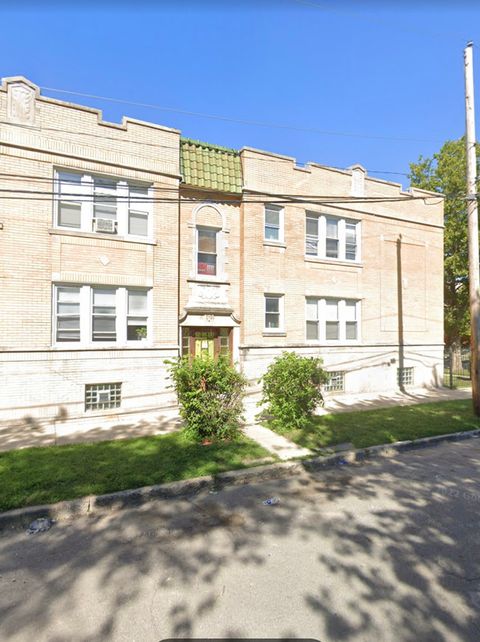 2320 N Leclaire Avenue 1 Chicago IL 60639