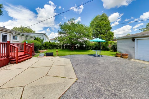 Tiny photo for 1081 Willson Drive, Des Plaines, IL 60016 (MLS # 12720537)