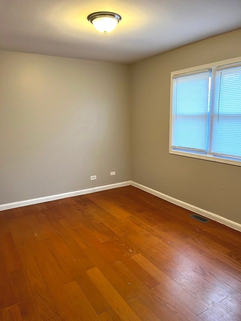 Tiny photo for 156 Cloverleaf Road, Matteson, IL 60443 (MLS # 12676340)