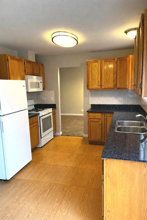 Tiny photo for 156 Cloverleaf Road, Matteson, IL 60443 (MLS # 12676340)