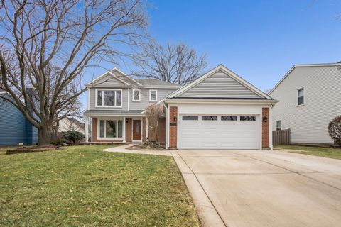 47 N Sterling Heights Road, Vernon Hills, IL 60061 - #: 12546272