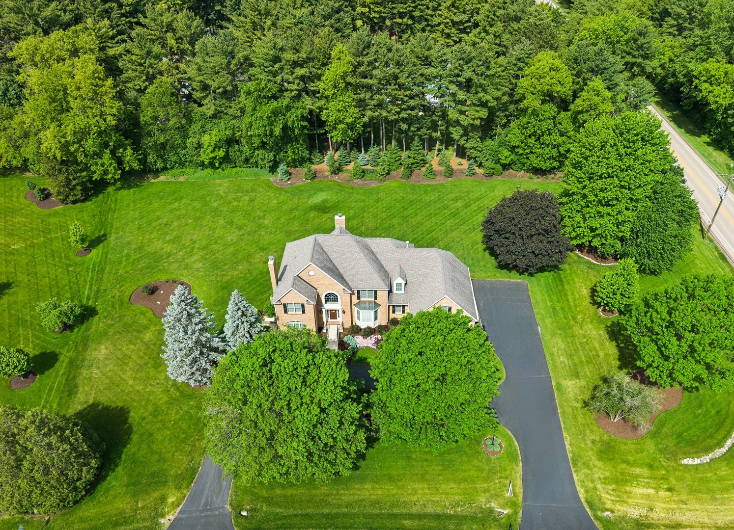 5606 Winding Road