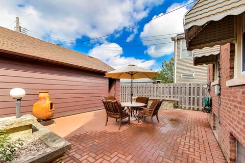 Tiny photo for 5300 N Oconto Avenue, Chicago, IL 60656 (MLS # 12672954)