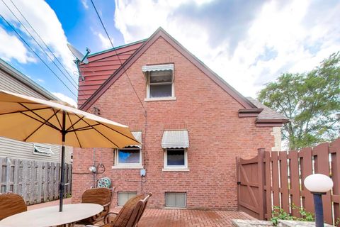 Tiny photo for 5300 N Oconto Avenue, Chicago, IL 60656 (MLS # 12672954)