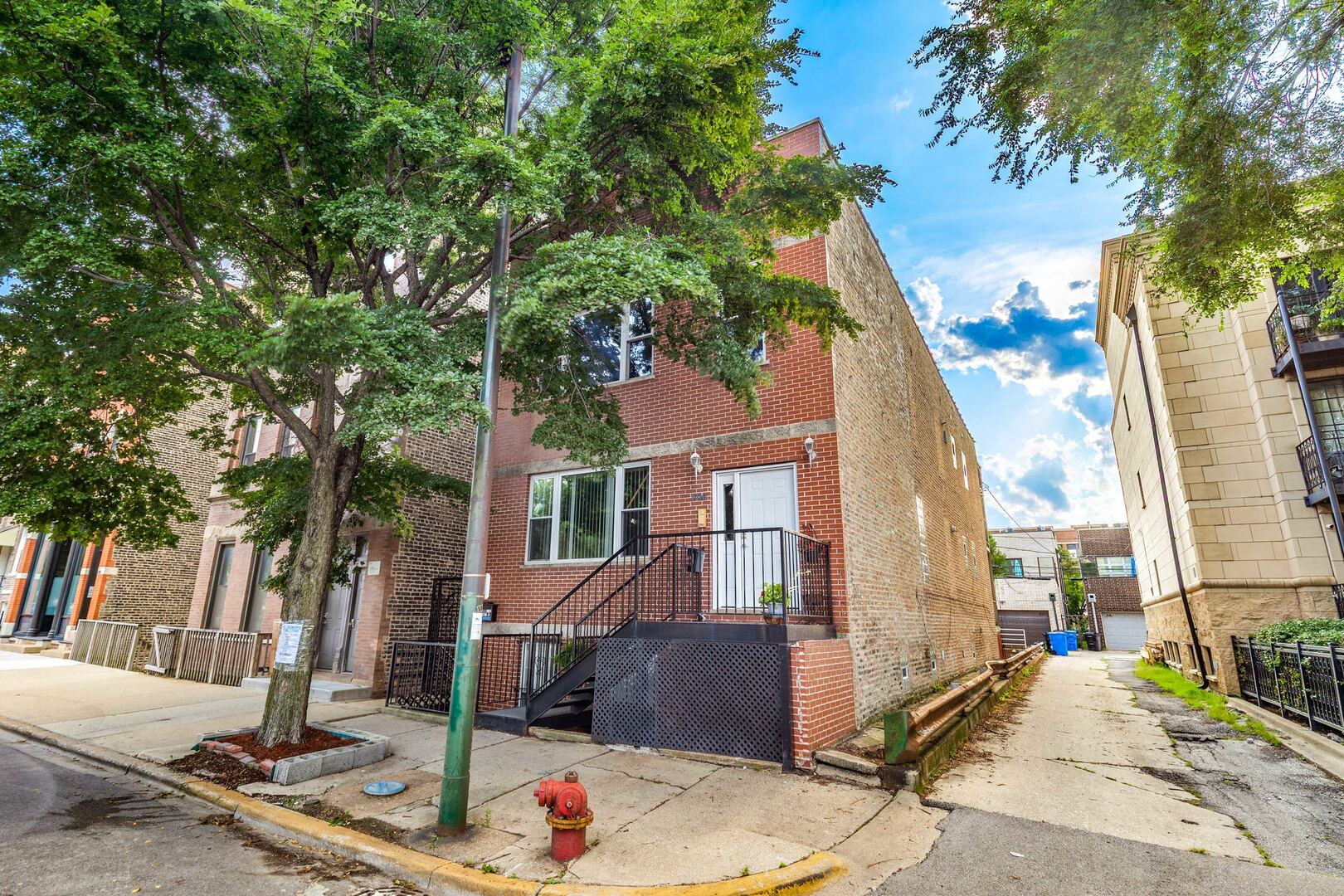 1416 N Noble Street 3