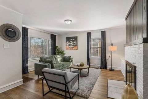 Tiny photo for 1003 W William Street, Champaign, IL 61821 (MLS # 12547959)