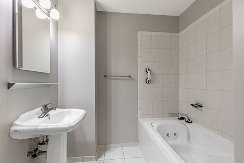 Tiny photo for 5726 N Kenmore Avenue #GS, Chicago, IL 60660 (MLS # 12542859)