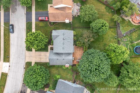 Tiny photo for 309 Foxworth Court, Aurora, IL 60502 (MLS # 12671738)