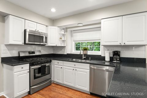 Tiny photo for 309 Foxworth Court, Aurora, IL 60502 (MLS # 12671738)