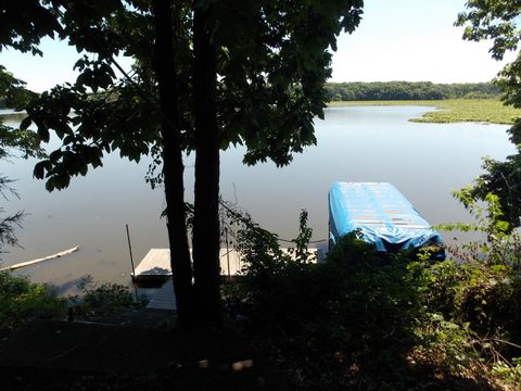 Tiny photo for 1734 Moonglow Road, Centralia, IL 62801 (MLS # 12684985)
