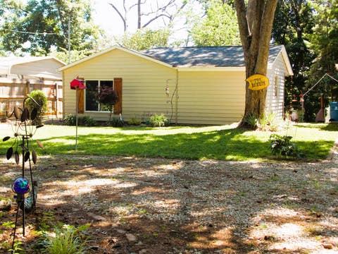 Tiny photo for 1734 Moonglow Road, Centralia, IL 62801 (MLS # 12684985)