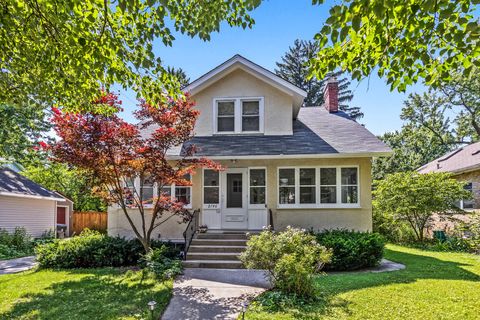 Photo of 2746 Reese Avenue, Evanston, IL 60201 (MLS # 12696181)