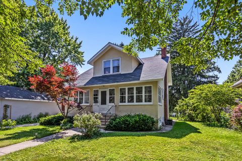 Tiny photo for 2746 Reese Avenue, Evanston, IL 60201 (MLS # 12696181)