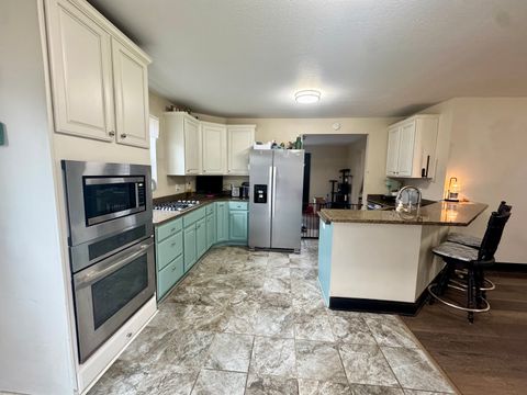 Tiny photo for 402 N Center Street, Colfax, IL 61728 (MLS # 12543701)