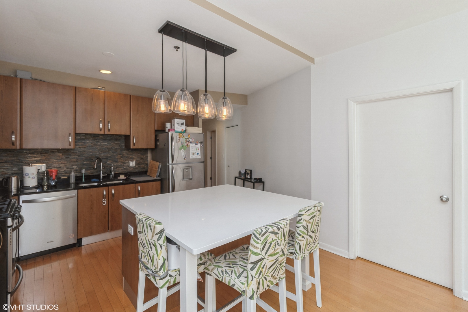 225 S Sangamon Street 306