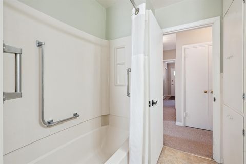 Tiny photo for 414 S Henry Street, Geneseo, IL 61254 (MLS # 100000449)