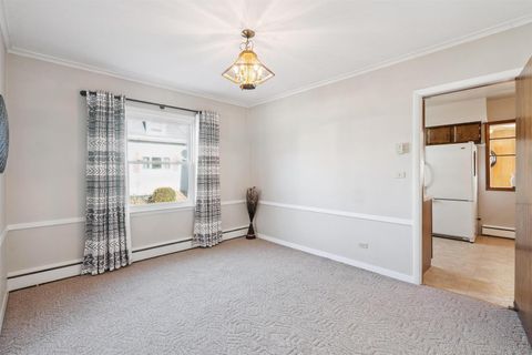 Tiny photo for 414 S Henry Street, Geneseo, IL 61254 (MLS # 100000449)