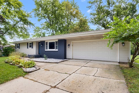 Photo of 6128 Bristlecone Lane, Rockford, IL 61109 (MLS # 12764519)