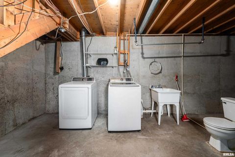 Tiny photo for 617 6TH Street, Camanche, IA 52732 (MLS # QC4270042)