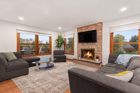 Tiny photo for 5485 Fox Path Lane, Hoffman Estates, IL 60192 (MLS # 12786867)