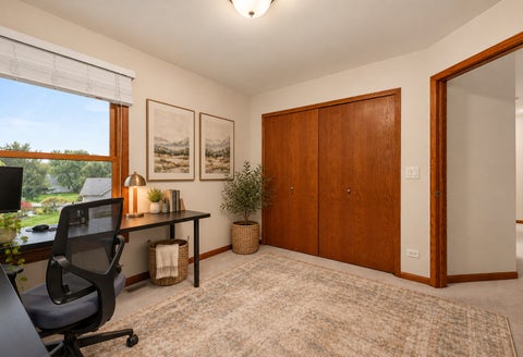 Tiny photo for 5485 Fox Path Lane, Hoffman Estates, IL 60192 (MLS # 12786867)