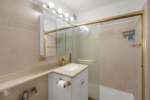 Tiny photo for 4200 N Marine Drive #904, Chicago, IL 60613 (MLS # 12577708)
