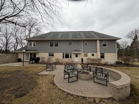 Tiny photo for 75 Ela Road, Inverness, IL 60067 (MLS # 12682813)