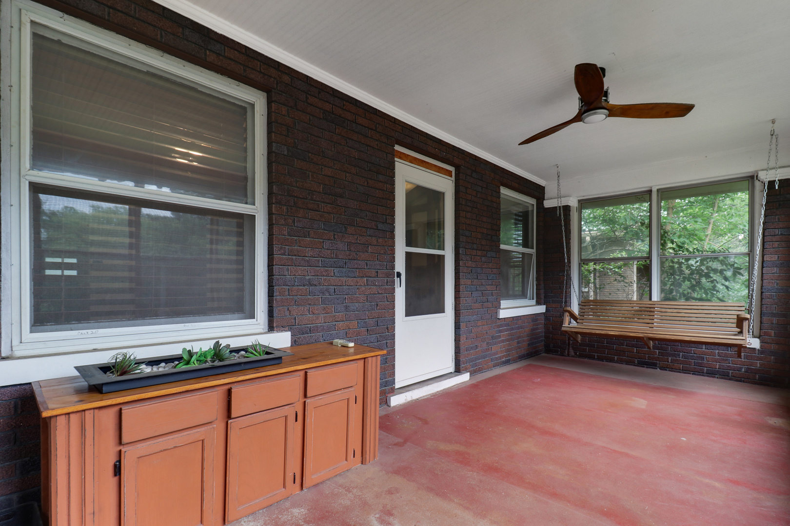 4 Clinton Place
