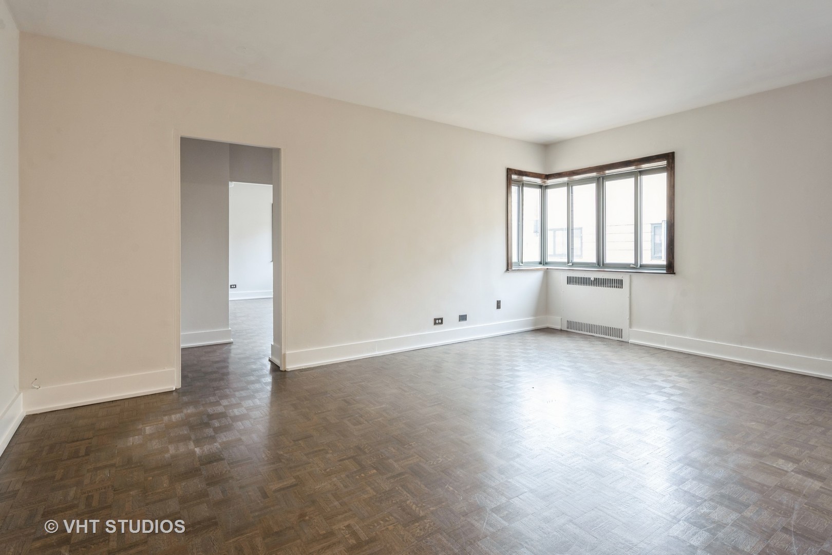 5044 N Marine Drive B8
