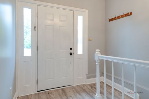 Tiny photo for 1208 Quassey Avenue, Lake Bluff, IL 60044 (MLS # 12470072)