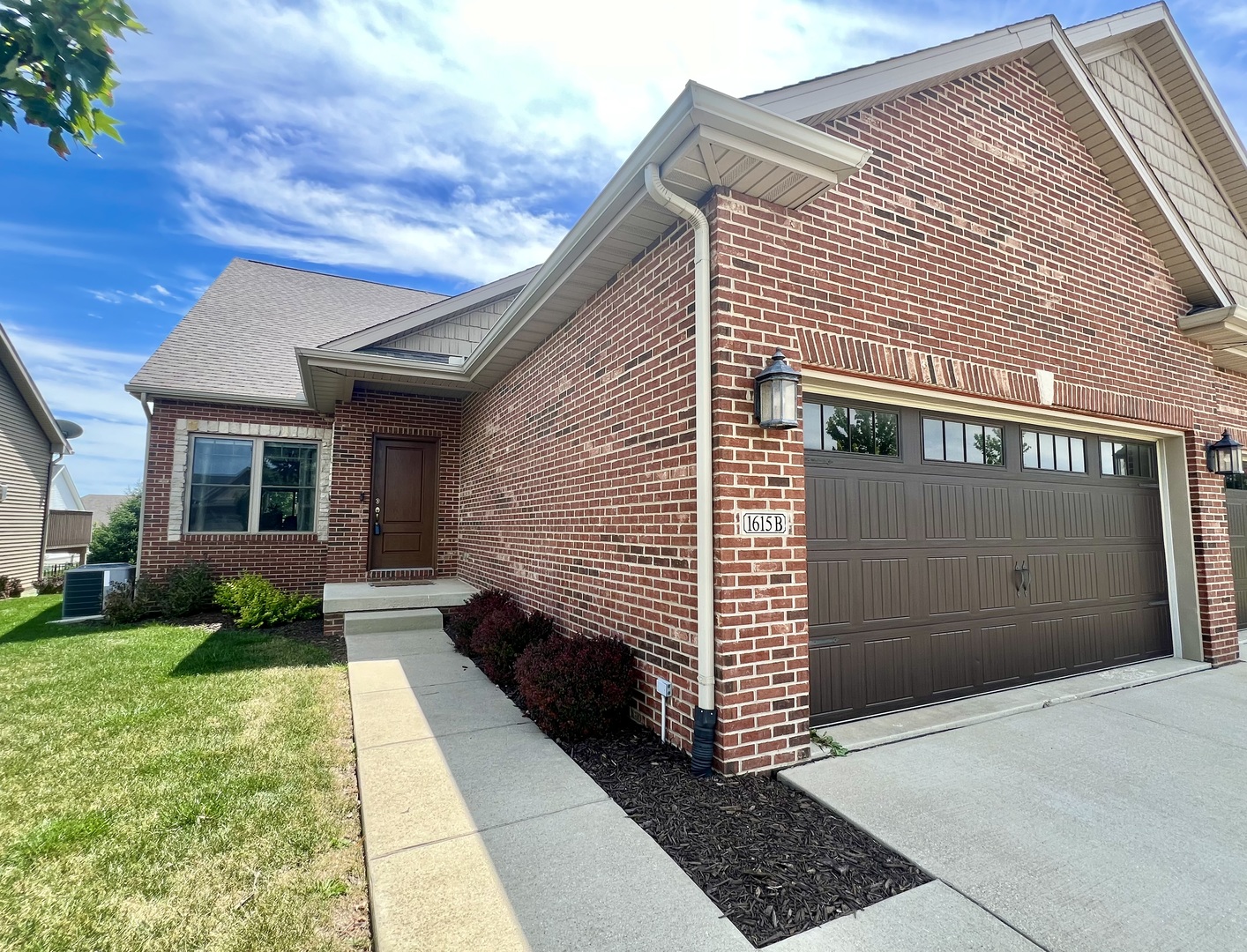 View Mahomet, IL 61853 townhome