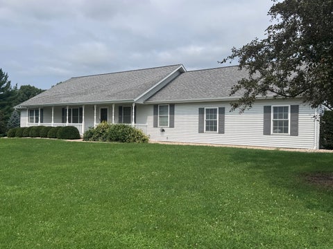 Photo of 1380 N 1789th Road, Streator, IL 61364 (MLS # 12629272)
