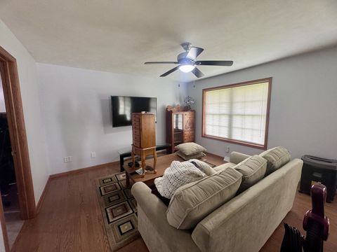 Tiny photo for 1380 N 1789th Road, Streator, IL 61364 (MLS # 12629272)