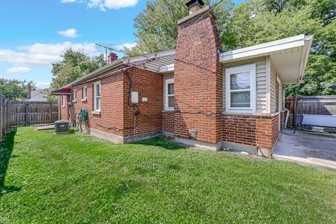 Tiny photo for 18601 Morris Avenue, Homewood, IL 60430 (MLS # 12488768)