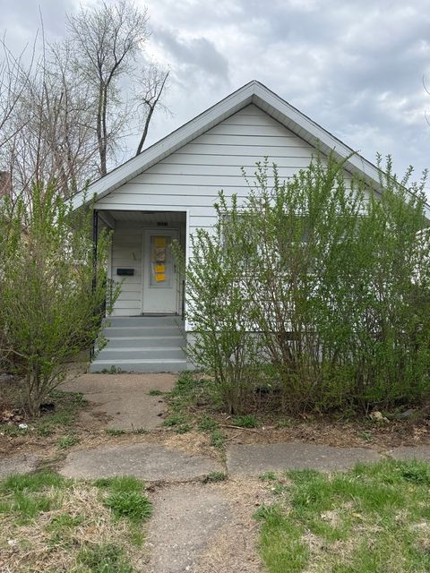 Photo of 1831 W 5th Street, Davenport, IA 52802 (MLS # 12620720)
