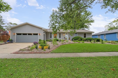 Photo of 2204 Plymouth Drive, Champaign, IL 61821 (MLS # 12759405)