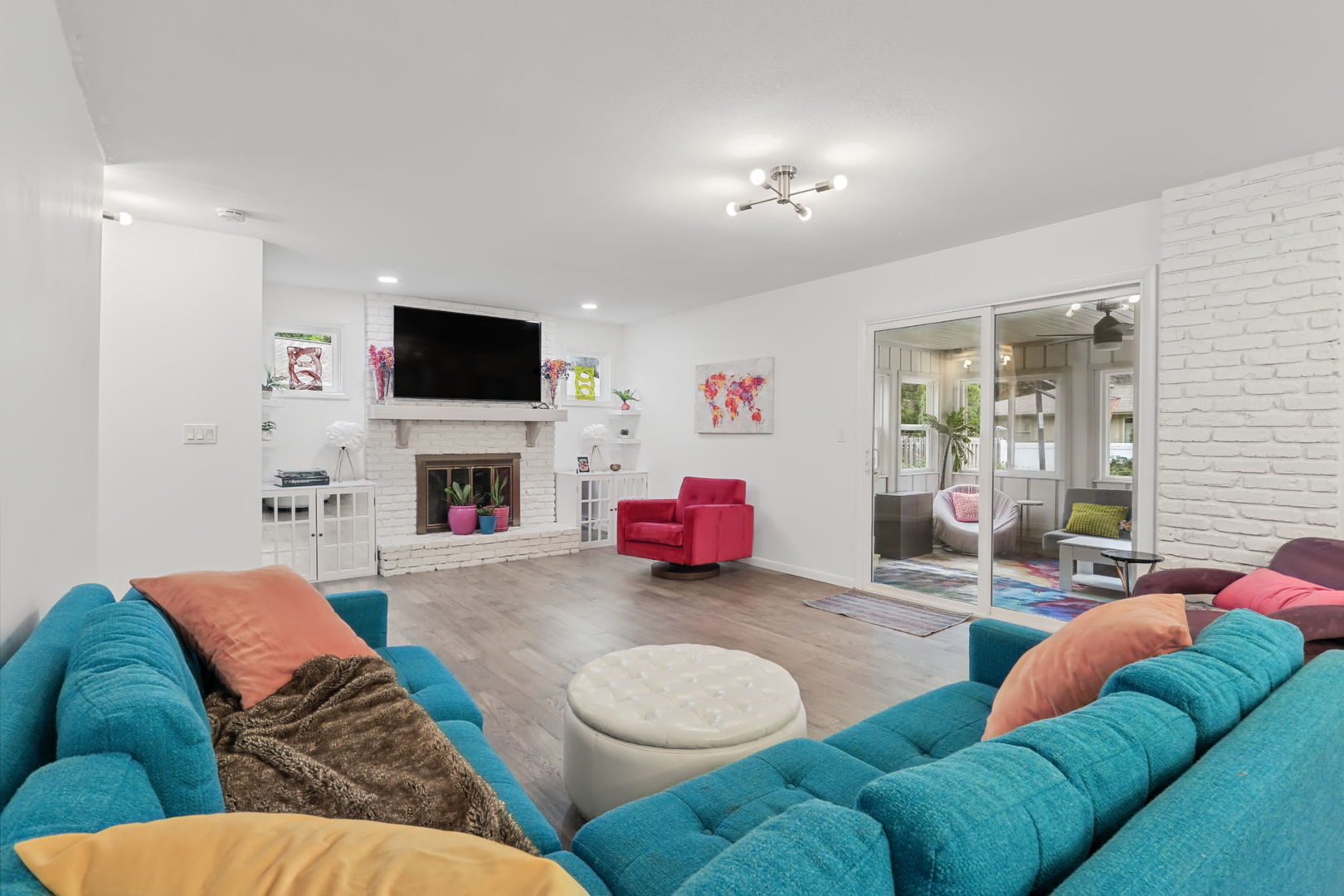 2204 Plymouth Drive