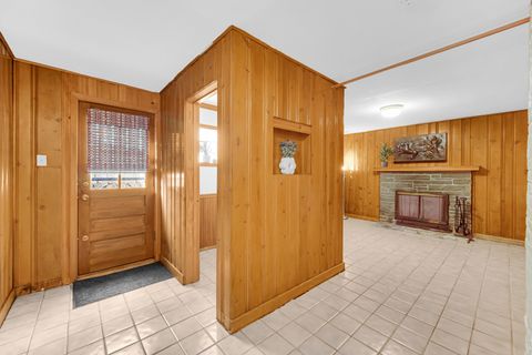 Tiny photo for 7050 N Keating Avenue, Lincolnwood, IL 60712 (MLS # 12554134)