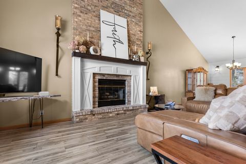 Tiny photo for 6833 CARDIGAN Way, Rockford, IL 61114 (MLS # 12613393)