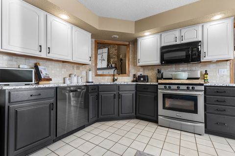 Tiny photo for 6833 CARDIGAN Way, Rockford, IL 61114 (MLS # 12613393)