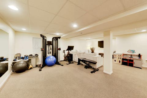 Tiny photo for 905 Villas Court, Highland Park, IL 60035 (MLS # 12708105)