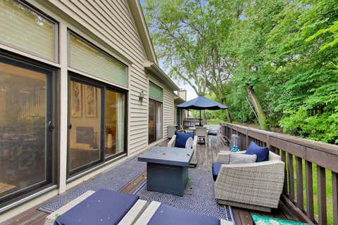 Tiny photo for 905 Villas Court, Highland Park, IL 60035 (MLS # 12708105)